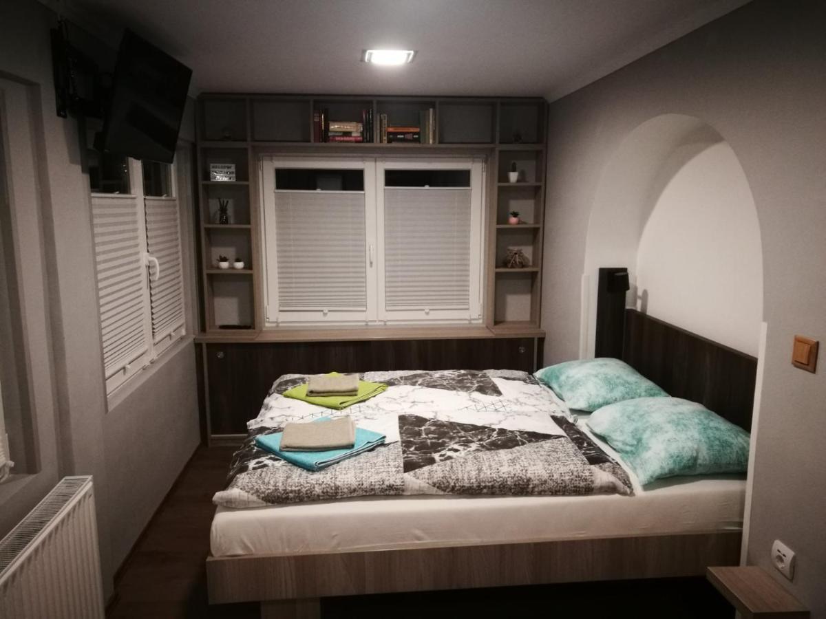 Vihar Apartmaji Apartment