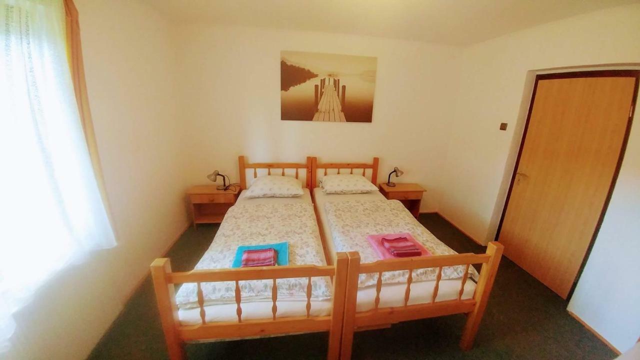 Vihar Apartmaji *